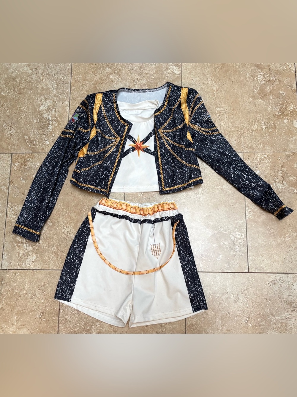 Girls K-pop demon hunters Rumi costume size 7/8
